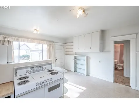 370 W Sherman Street Lebanon OR 97355