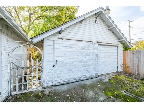 370 W Sherman Street Lebanon OR 97355