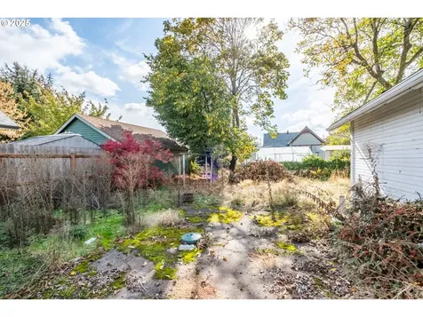 370 W Sherman Street Lebanon OR 97355