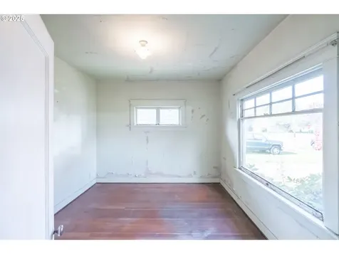 370 W Sherman Street Lebanon OR 97355