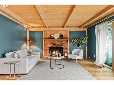 441 NE 150th Place Portland OR 97230