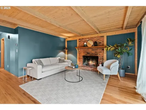 441 NE 150th Place Portland OR 97230