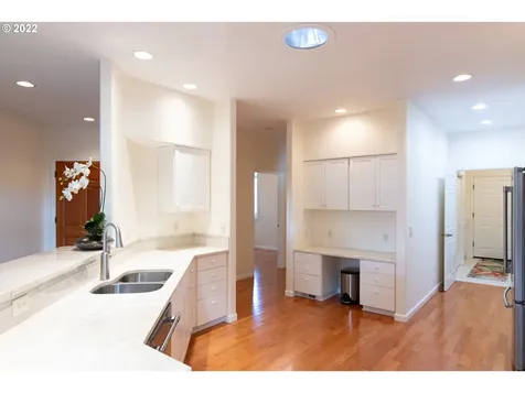 3483 Avalon Drive Hood River OR 97031