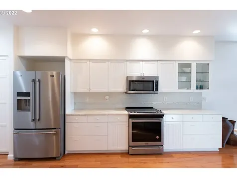3483 Avalon Drive Hood River OR 97031