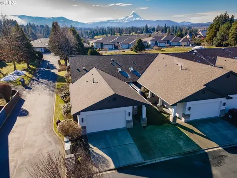 3483 Avalon Drive Hood River OR 97031