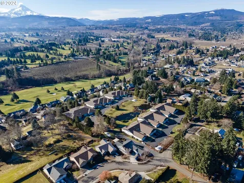 3483 Avalon Drive Hood River OR 97031