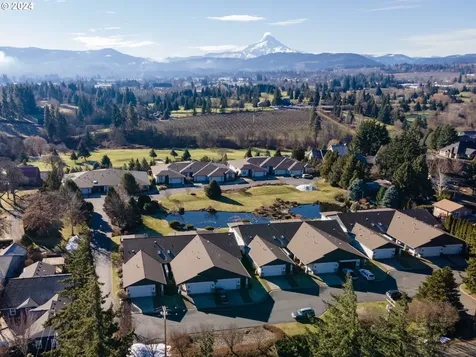 3483 Avalon Drive Hood River OR 97031