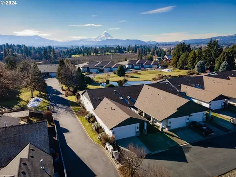 3483 Avalon Drive Hood River OR 97031