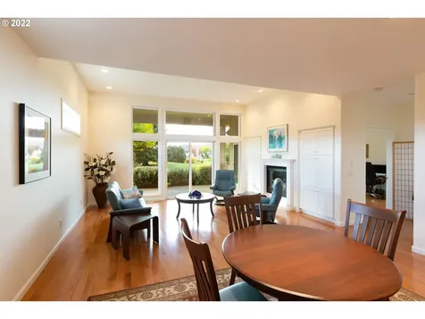 3483 Avalon Drive Hood River OR 97031