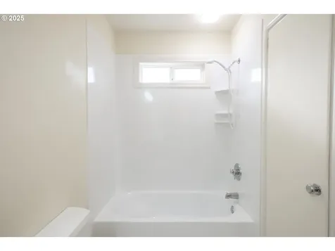 1524 NW 11th Street Corvallis OR 97330