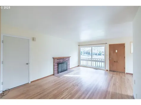 1524 NW 11th Street Corvallis OR 97330