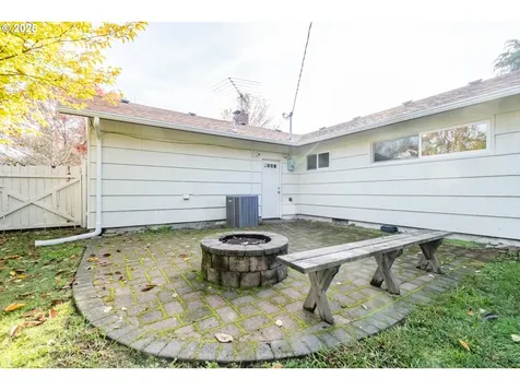 1524 NW 11th Street Corvallis OR 97330