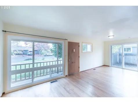 1524 NW 11th Street Corvallis OR 97330