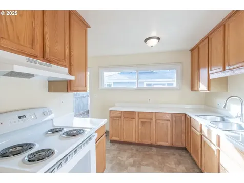 1524 NW 11th Street Corvallis OR 97330