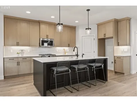 1211 S Mountain Place Ridgefield WA 98642