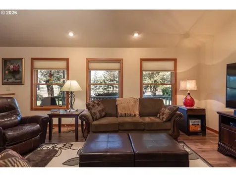 1455 SW Sunset Drive Madras OR 97741