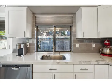 12974 SW Laurmont Drive Portland OR 97223