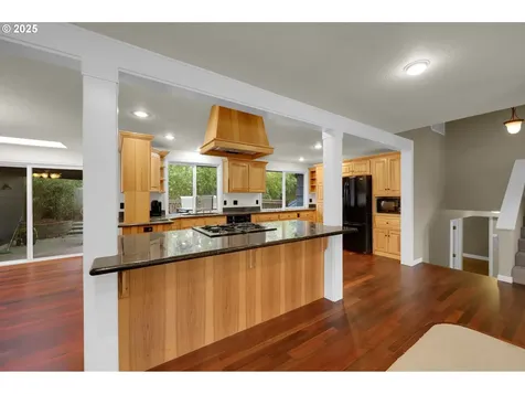 1332 Jeppesen Avenue Eugene OR 97401