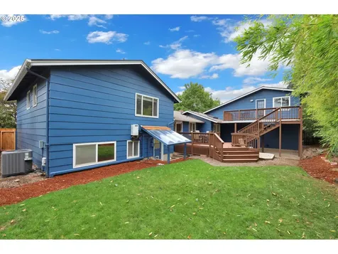 1332 Jeppesen Avenue Eugene OR 97401
