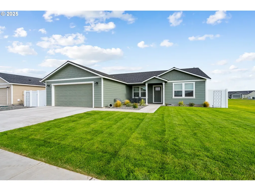 400 SW Goldfinch Lane Boardman OR 97818