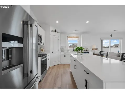 400 SW Goldfinch Lane Boardman OR 97818