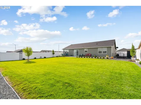 400 SW Goldfinch Lane Boardman OR 97818