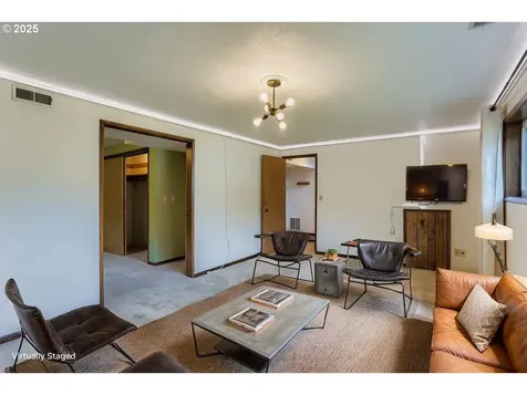 14320 SW Cherryhill Drive Beaverton OR 97008