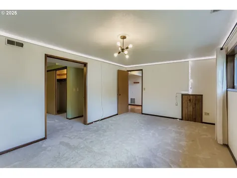 14320 SW Cherryhill Drive Beaverton OR 97008