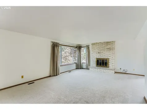 14320 SW Cherryhill Drive Beaverton OR 97008