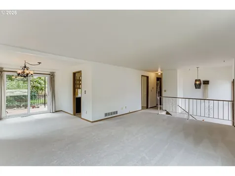 14320 SW Cherryhill Drive Beaverton OR 97008