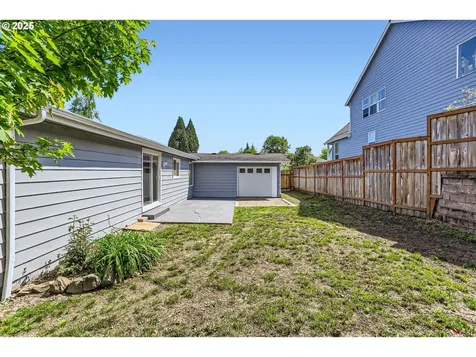 1643 NW 6th Street Mcminnville OR 97128