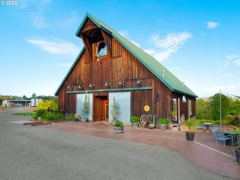 885 Melqua Road Roseburg OR 97471