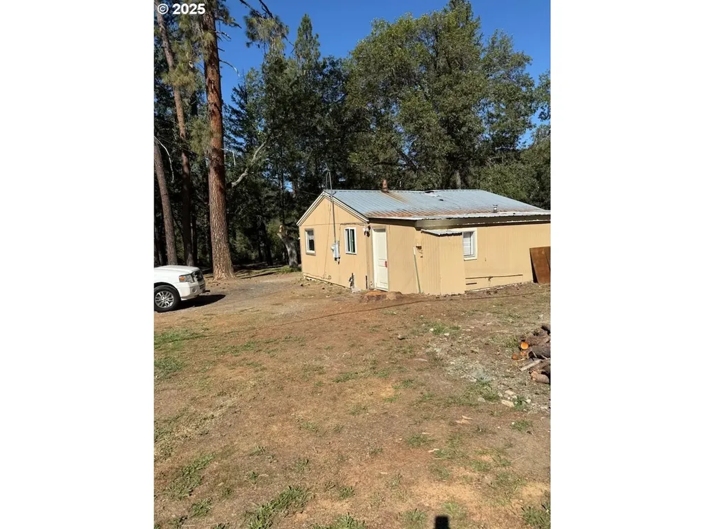 11423 Upper Applegate Road Jacksonville OR 97530