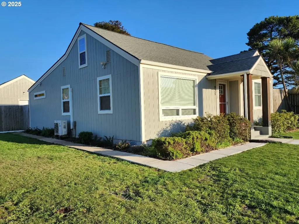 928 Oregon Street Port Orford OR 97465