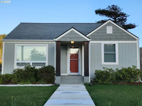 928 Oregon Street Port Orford OR 97465