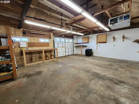 928 Oregon Street Port Orford OR 97465