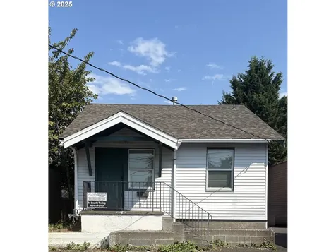 7515 NE Glisan Street Portland OR 97213