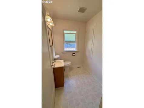 7515 NE Glisan Street Portland OR 97213