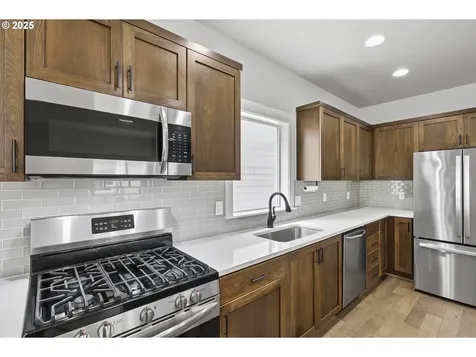 16849 SW Friendly Lane Beaverton OR 97007