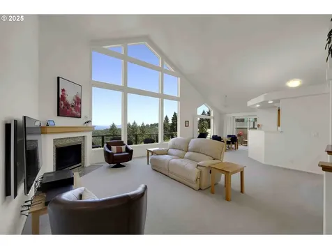 3352 Bentley Avenue Eugene OR 97405