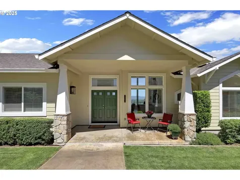 3352 Bentley Avenue Eugene OR 97405
