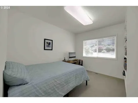 3352 Bentley Avenue Eugene OR 97405