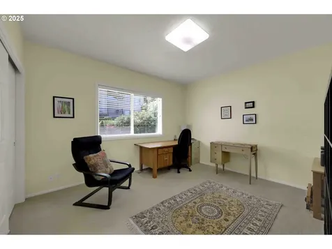 3352 Bentley Avenue Eugene OR 97405