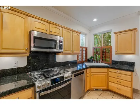 61 SW Wallingford Way Beaverton OR 97006