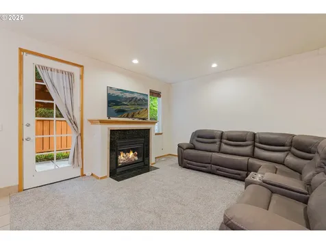 61 SW Wallingford Way Beaverton OR 97006