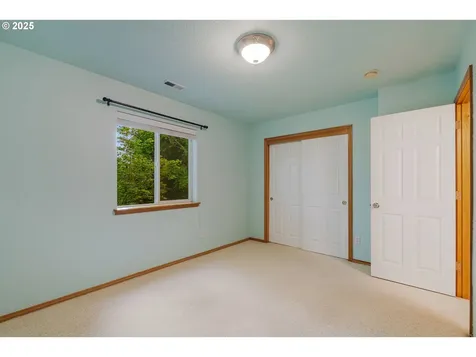 61 SW Wallingford Way Beaverton OR 97006