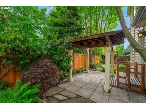 61 SW Wallingford Way Beaverton OR 97006