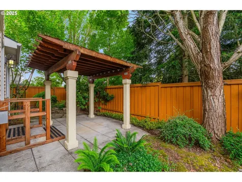 61 SW Wallingford Way Beaverton OR 97006