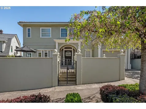 2831 NW Westover Road Portland OR 97210