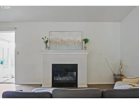 143 NW Elderberry Lane Dallas OR 97338